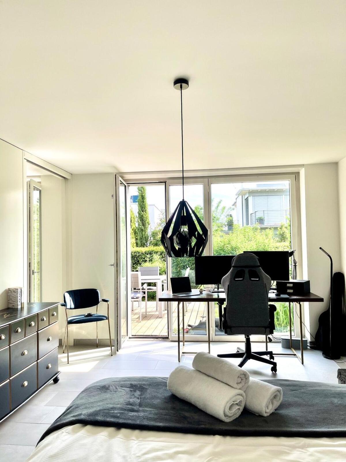 Leilighet Gaestezimmer In Einfamilienhaus Zürich